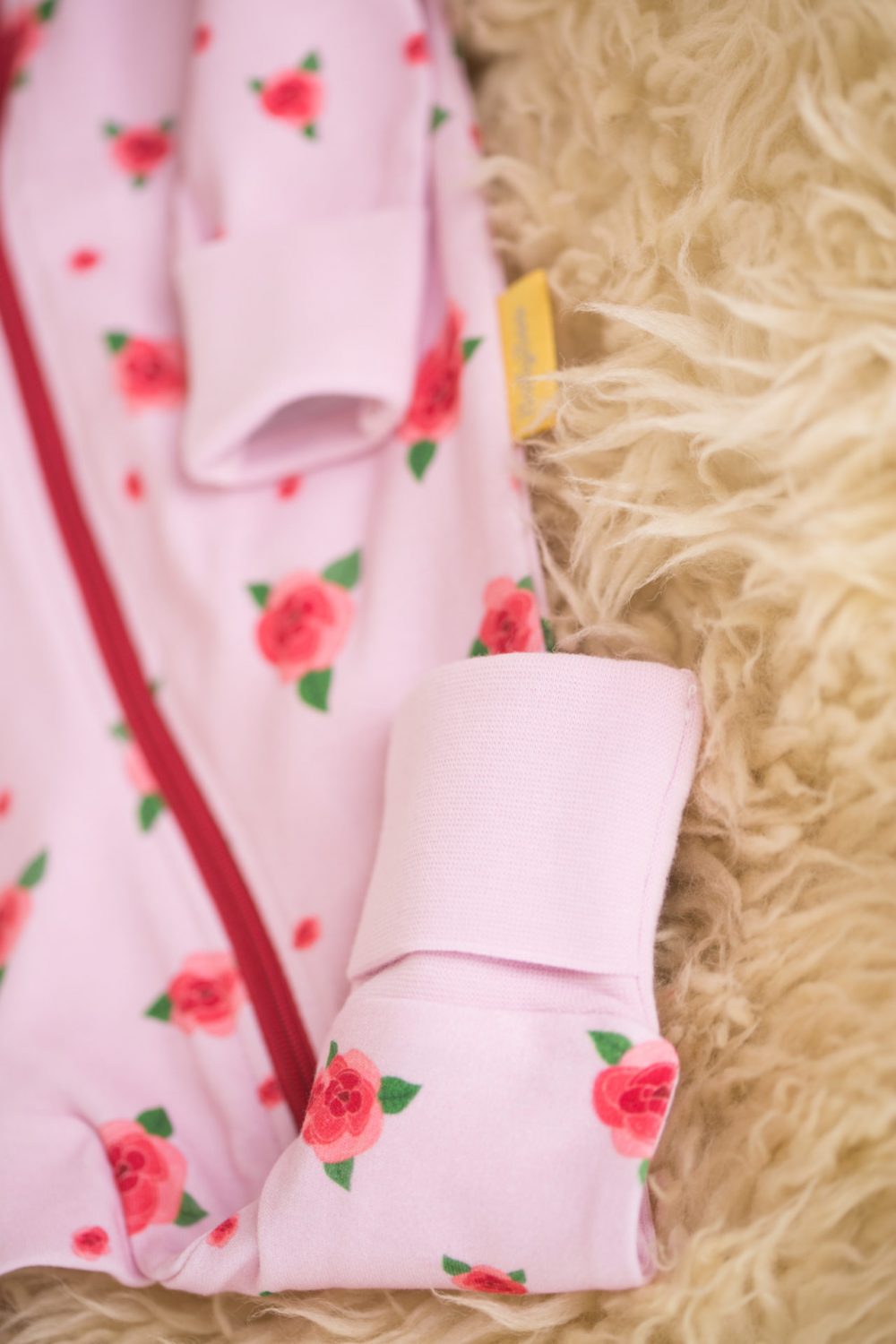 Roses organic cotton ZippyBoo suit