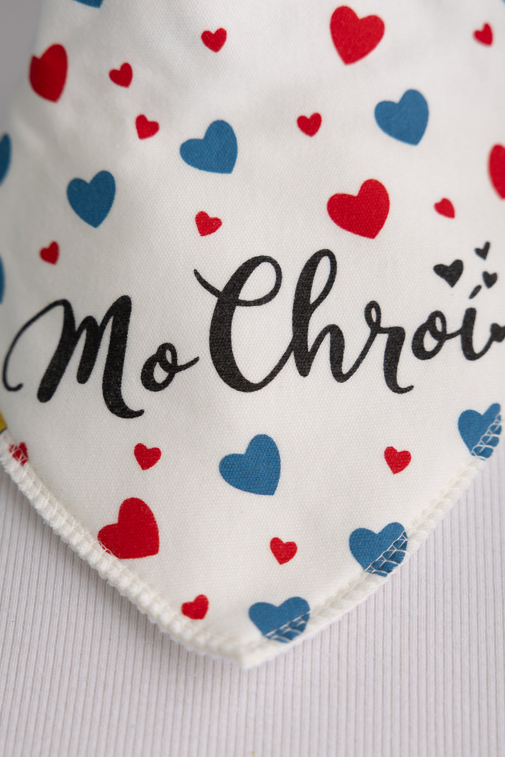 Cream Mo Chroí Organic Cotton DribbleBoo Bandana bib
