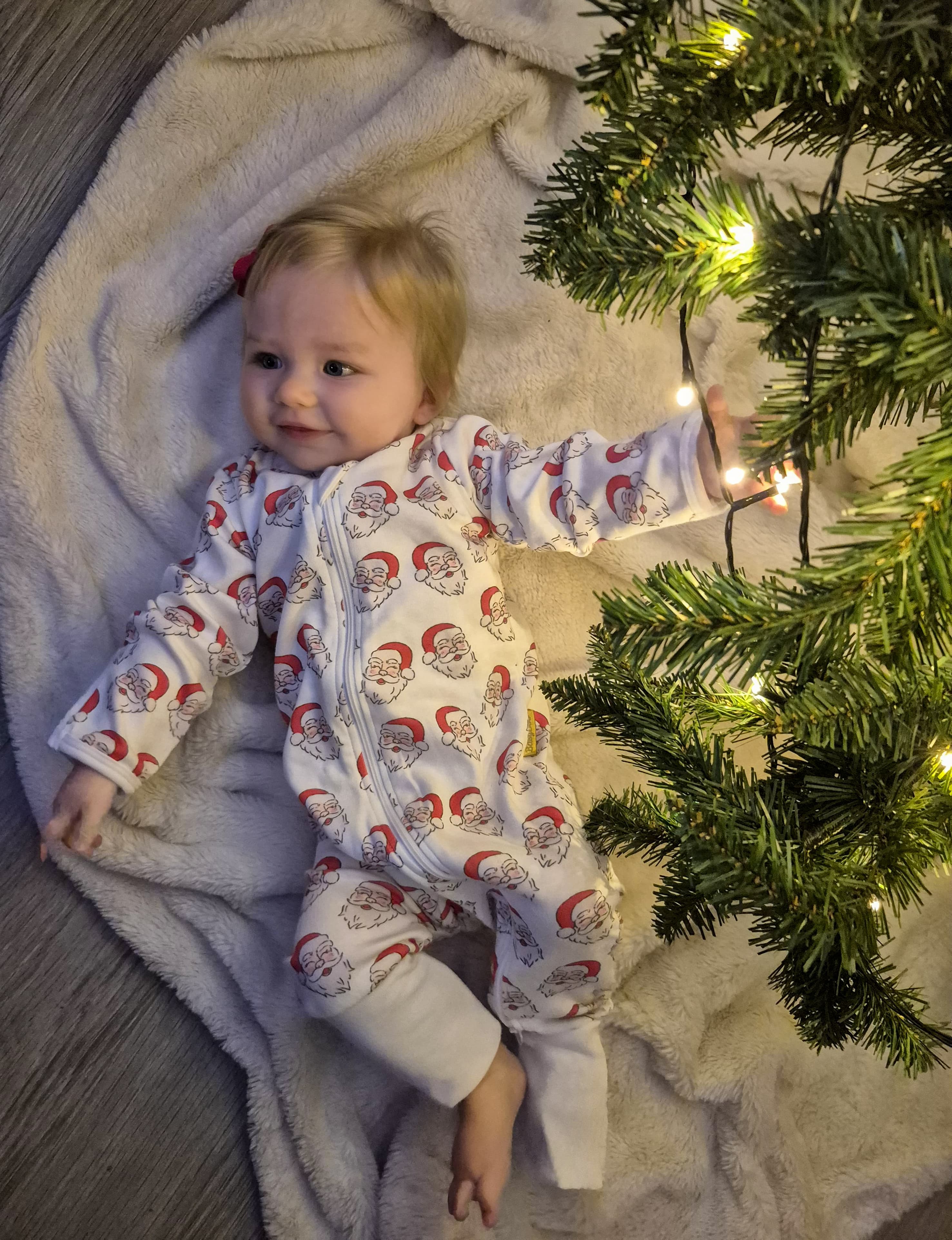 Claus organic cotton ZippyBoo suit