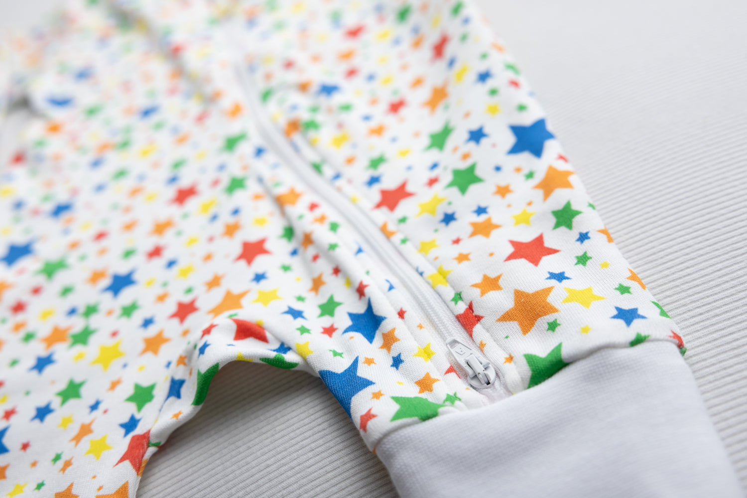 Superstars organic cotton ZippyBoo suit