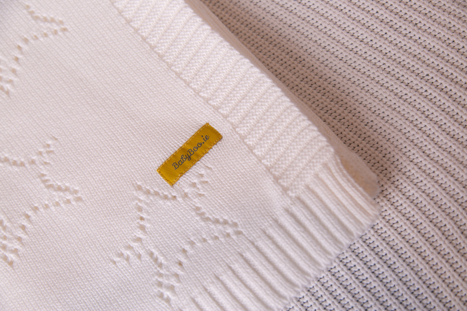 White organic cotton star style BlankieBoo