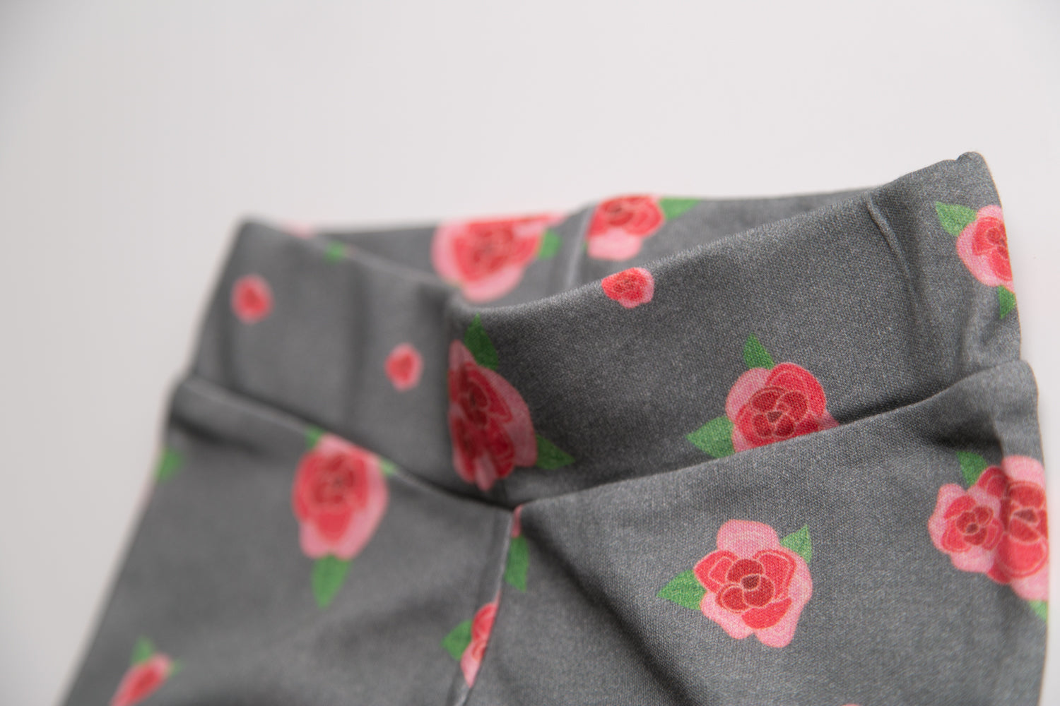 Grey Roses organic cotton loungewear set