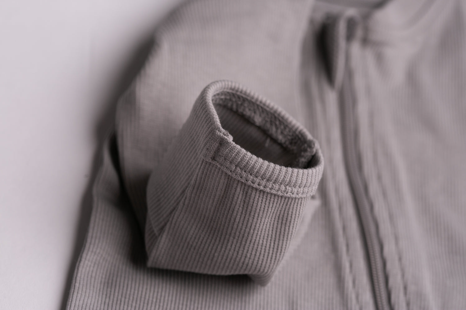 Grey ribbed organic cotton ZippyBoo suit