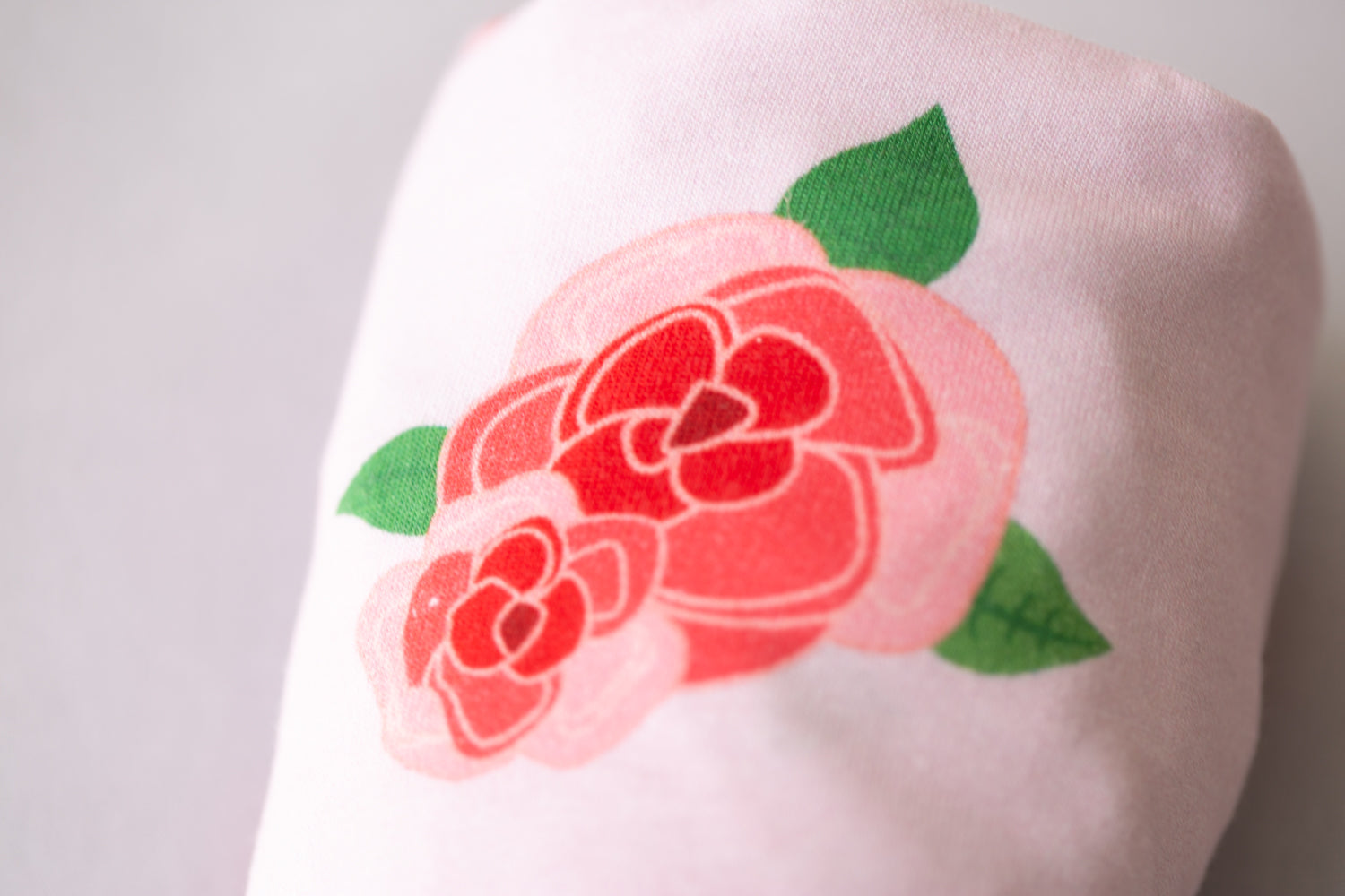 Roses organic cotton BeddyBoo fitted sheet