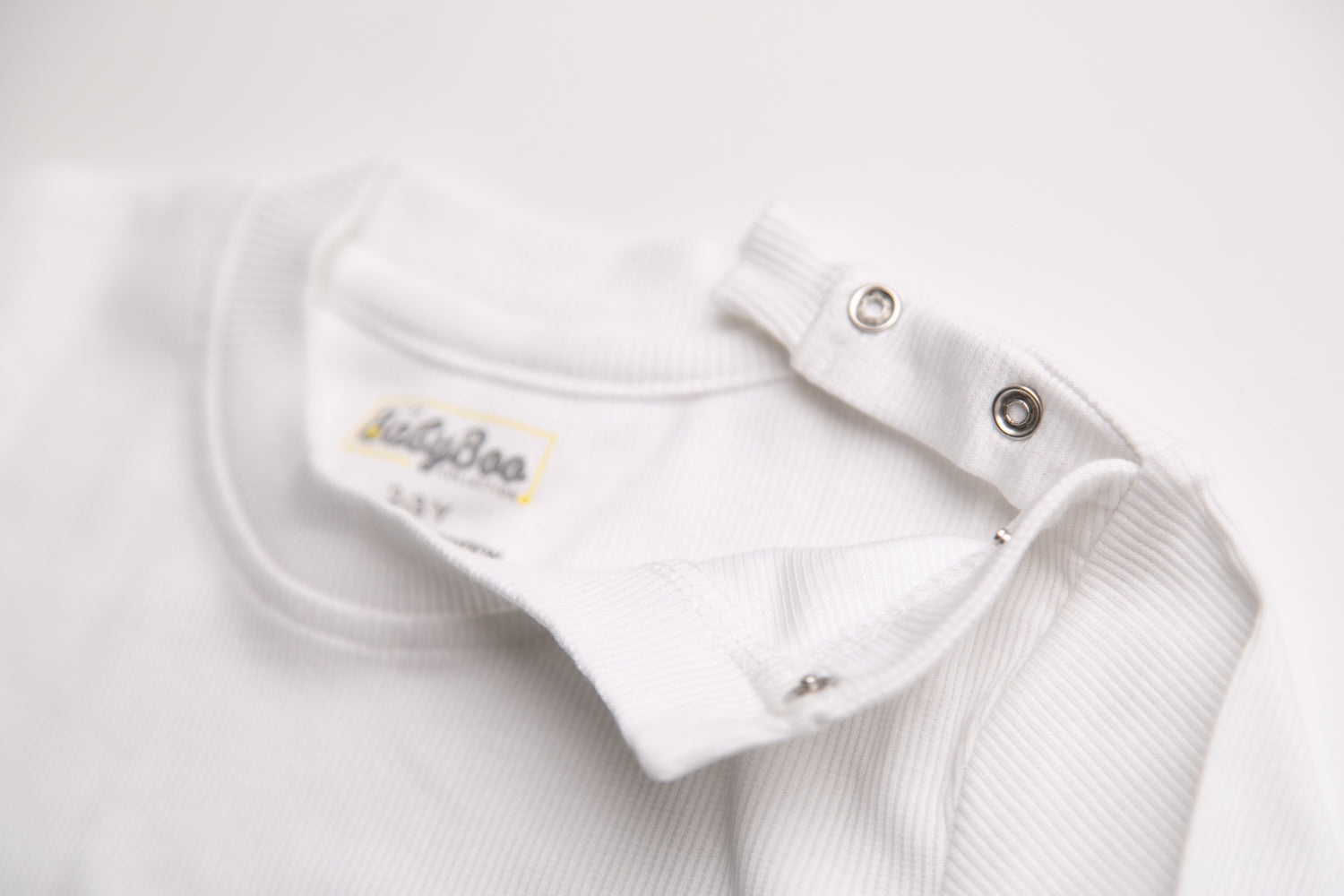 White ribbed organic cotton loungewear set