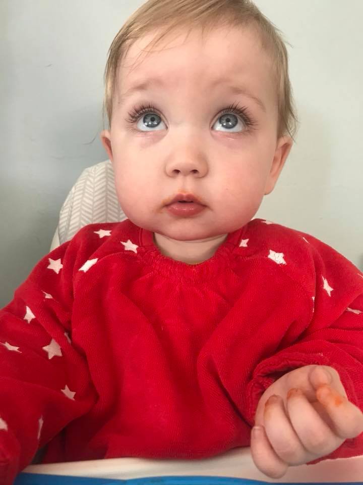 Red stars YummyBoo feeding bib