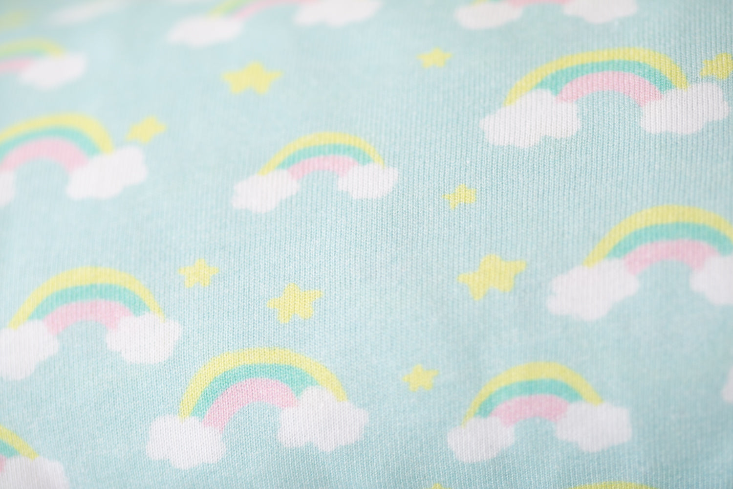 Rainbows organic cotton BeddyBoo fitted sheet