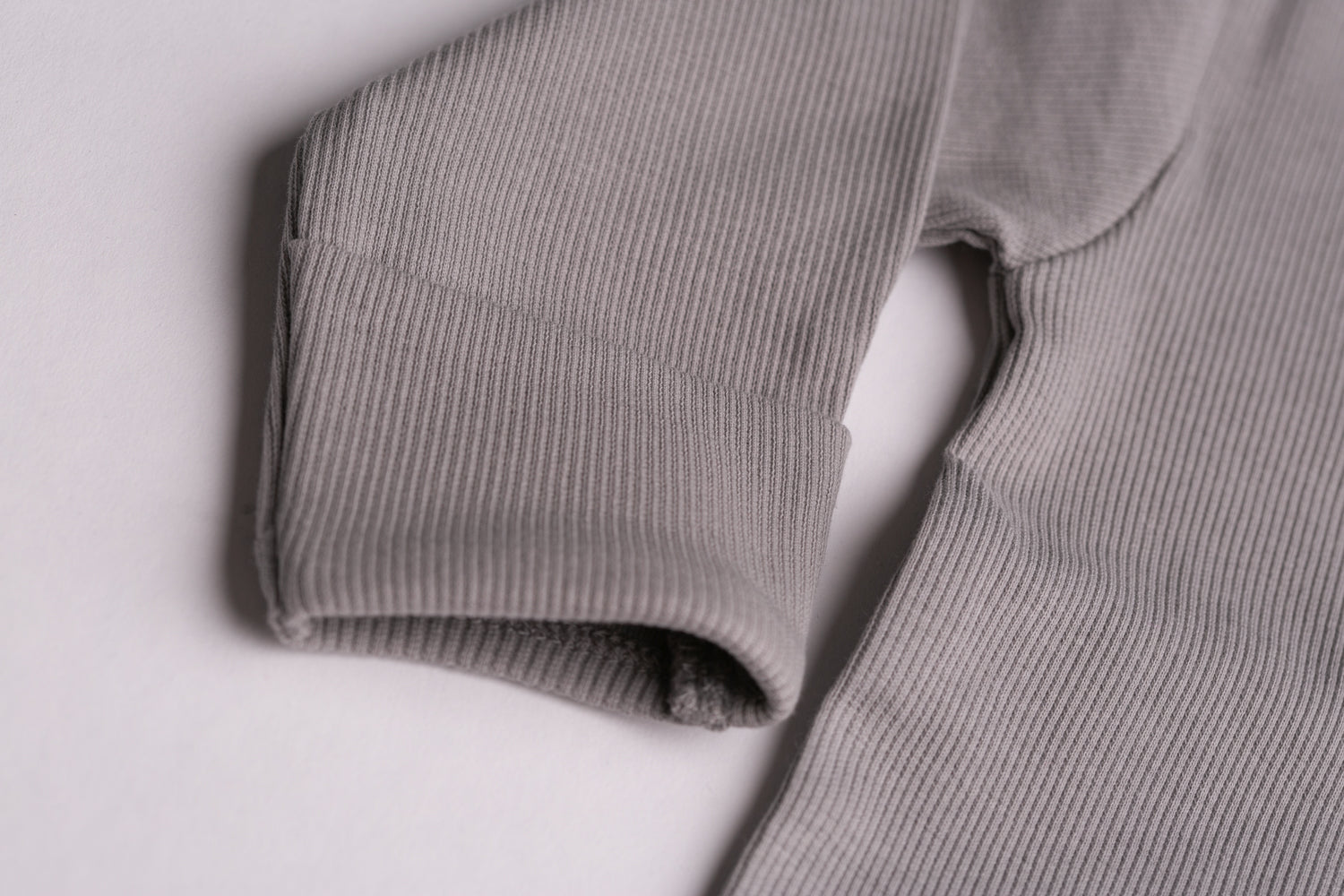 Grey ribbed organic cotton ZippyBoo suit