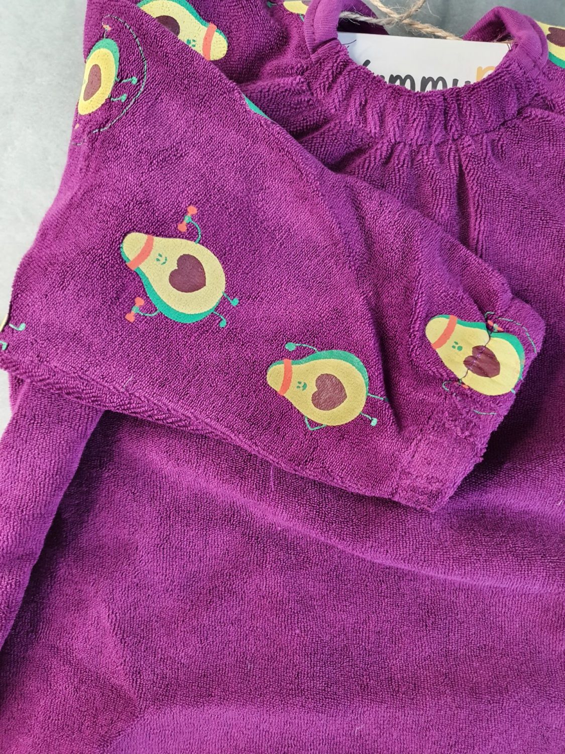 Plum avocado YummyBoo feeding bib