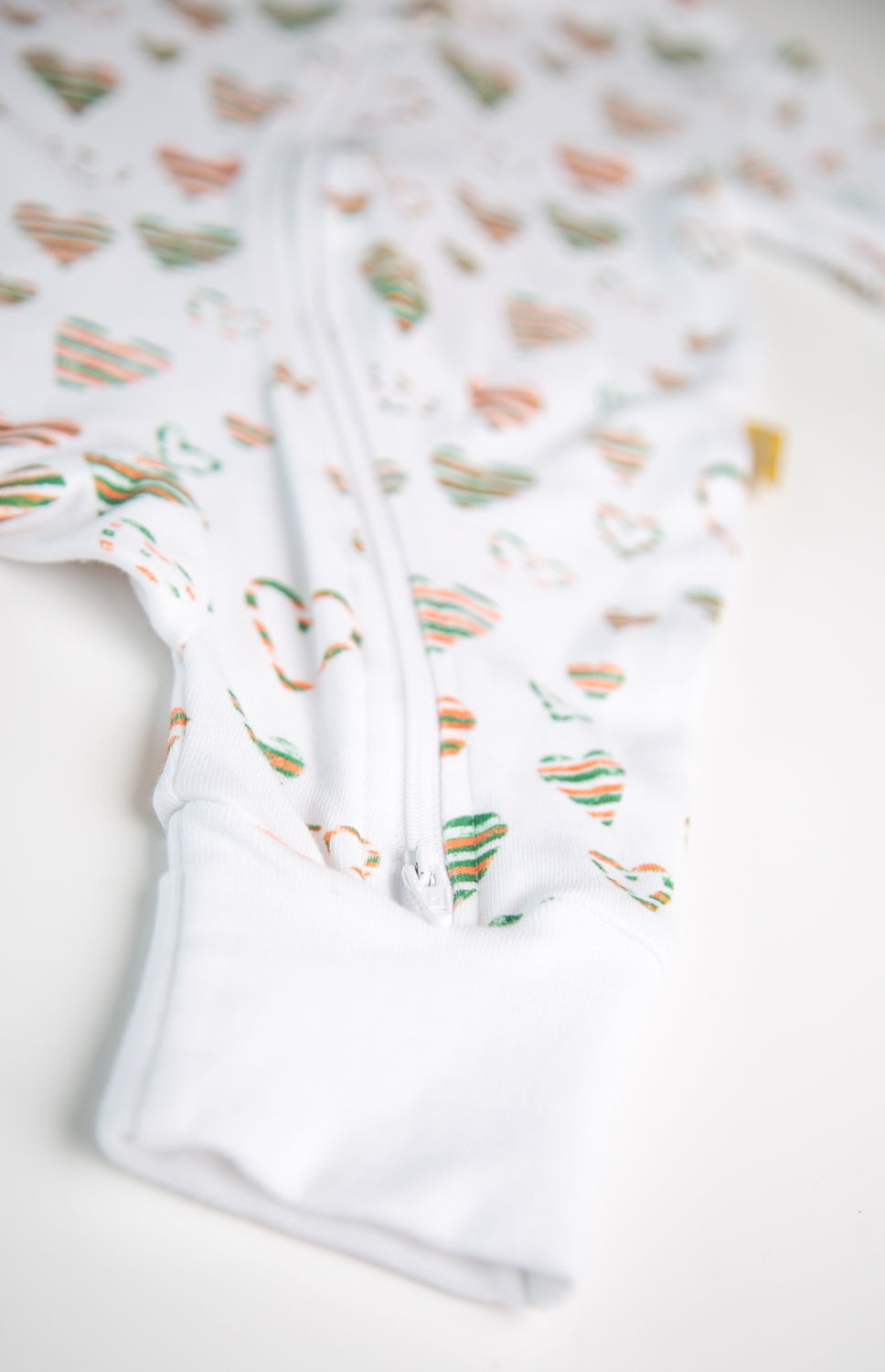Grá d'Éirinn organic cotton ZippyBoo suit