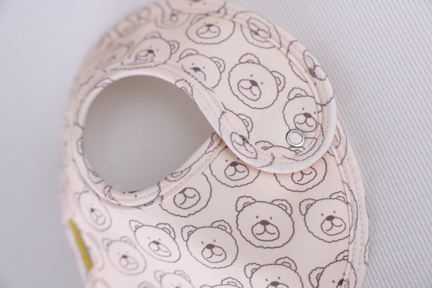 Bear hugs organic cotton LittleBoo baby bib