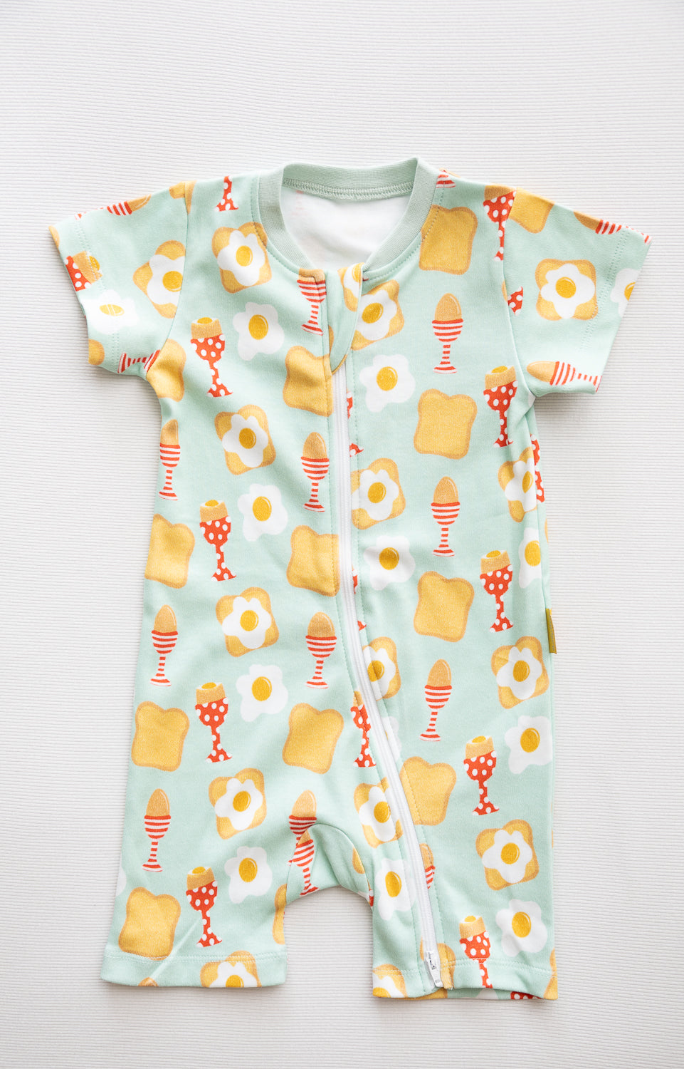 Dippy Eggs organic cotton ShortieBoo suit