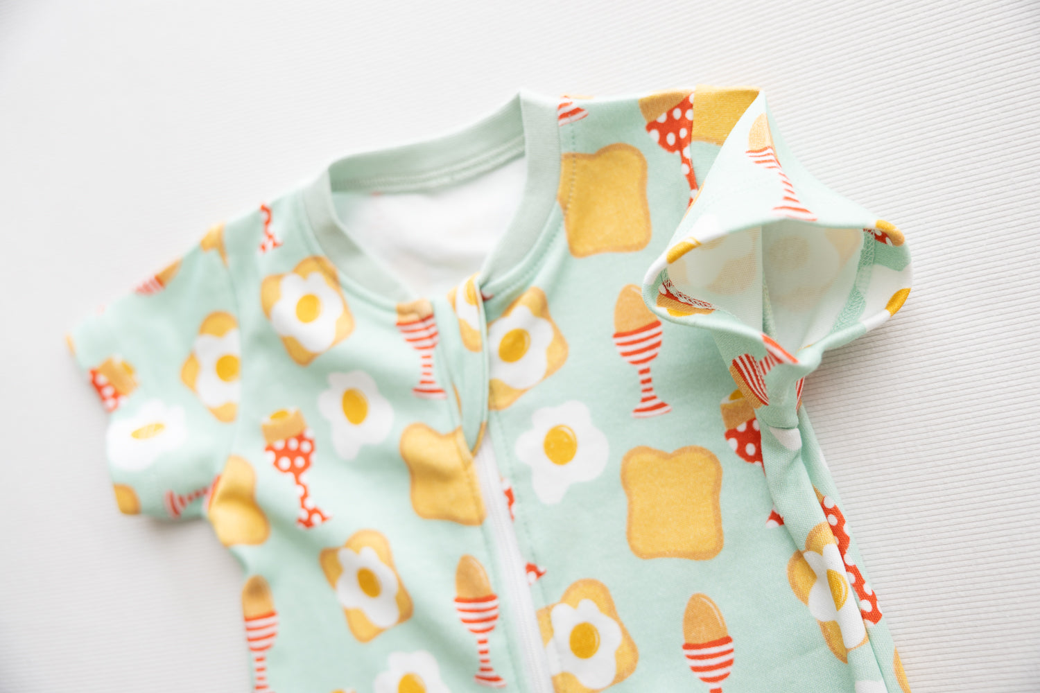 Dippy Eggs organic cotton ShortieBoo suit