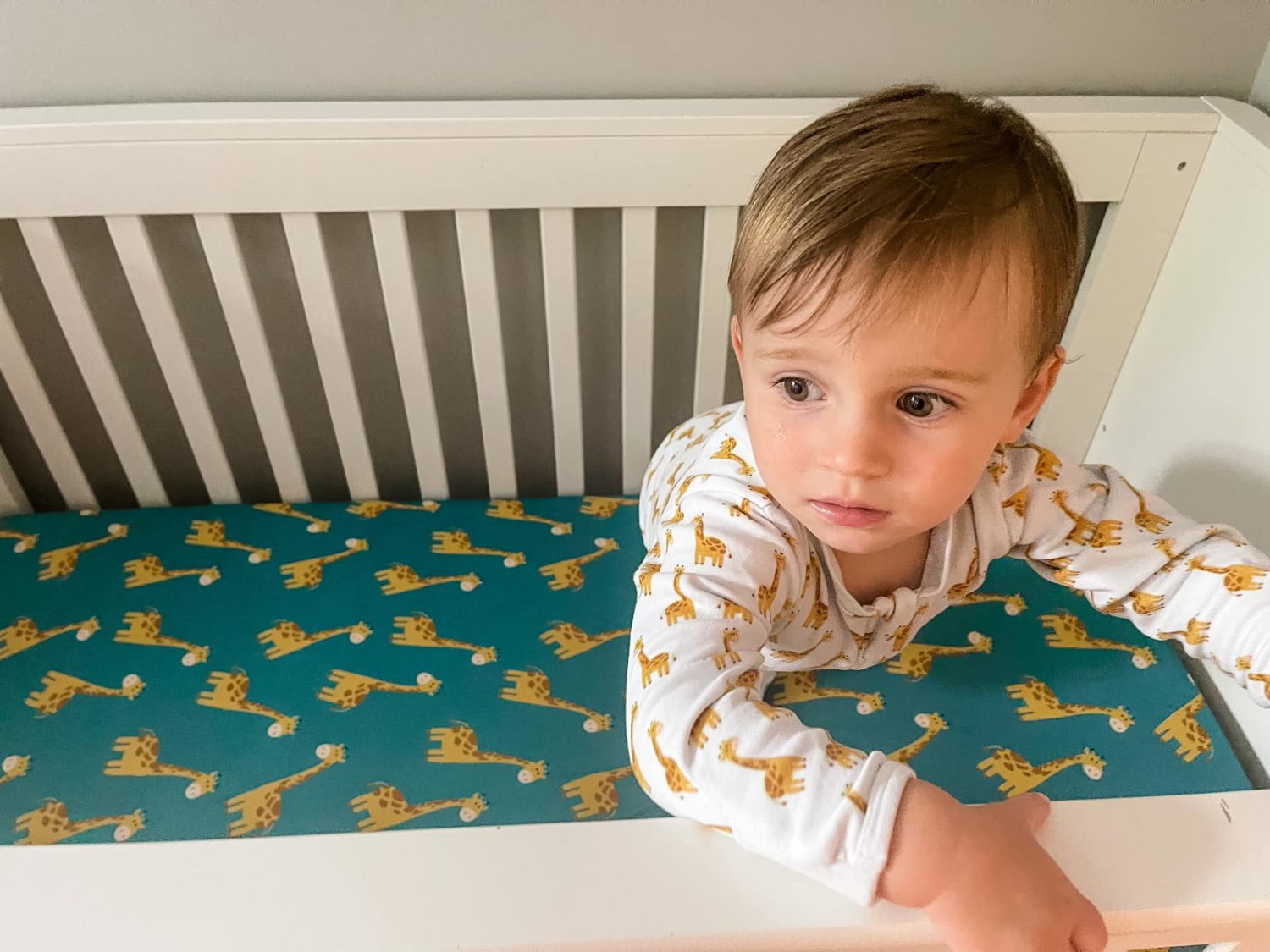 Teal Gerry giraffe organic cotton BeddyBoo fitted sheet