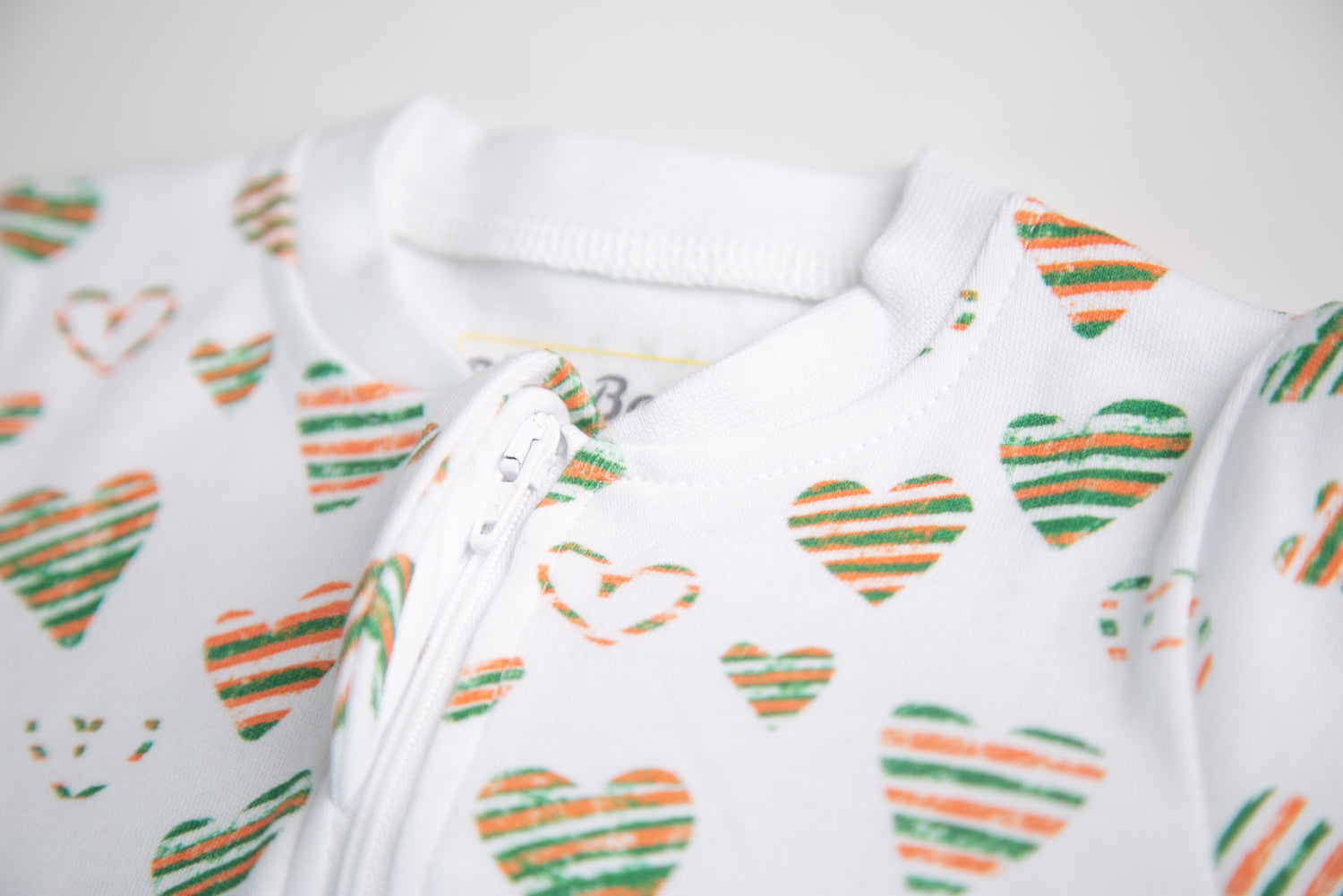 Grá d'Éirinn organic cotton ZippyBoo suit