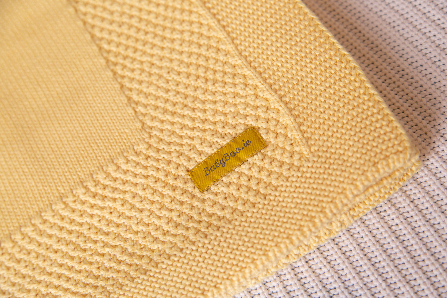 Organic cotton beautiful lemon BlankieBoo
