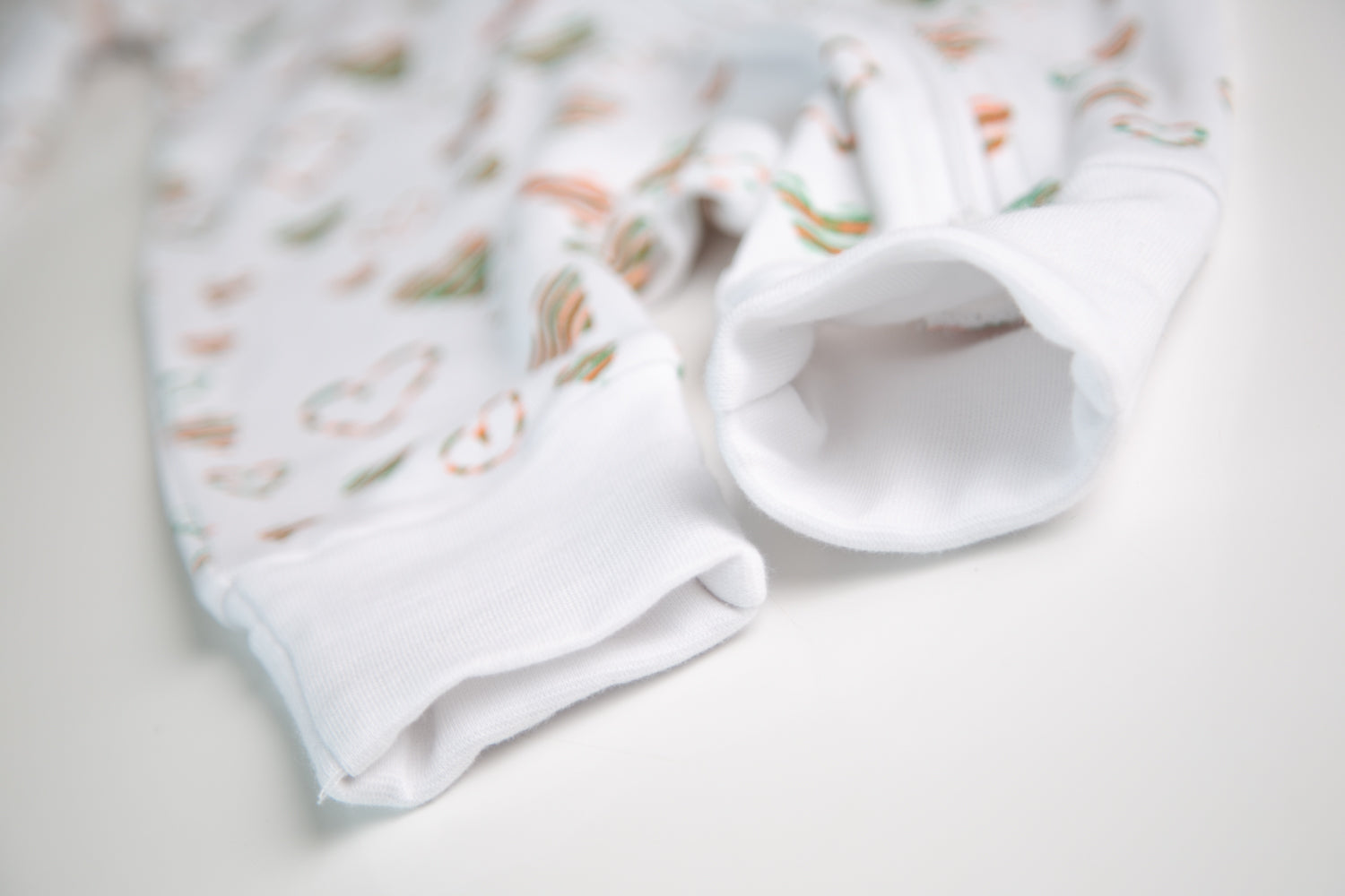 Grá d'Éirinn organic cotton ZippyBoo suit