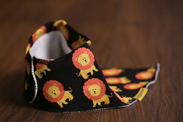 Black Larry the lion organic cotton DribbleBoo bandana bib