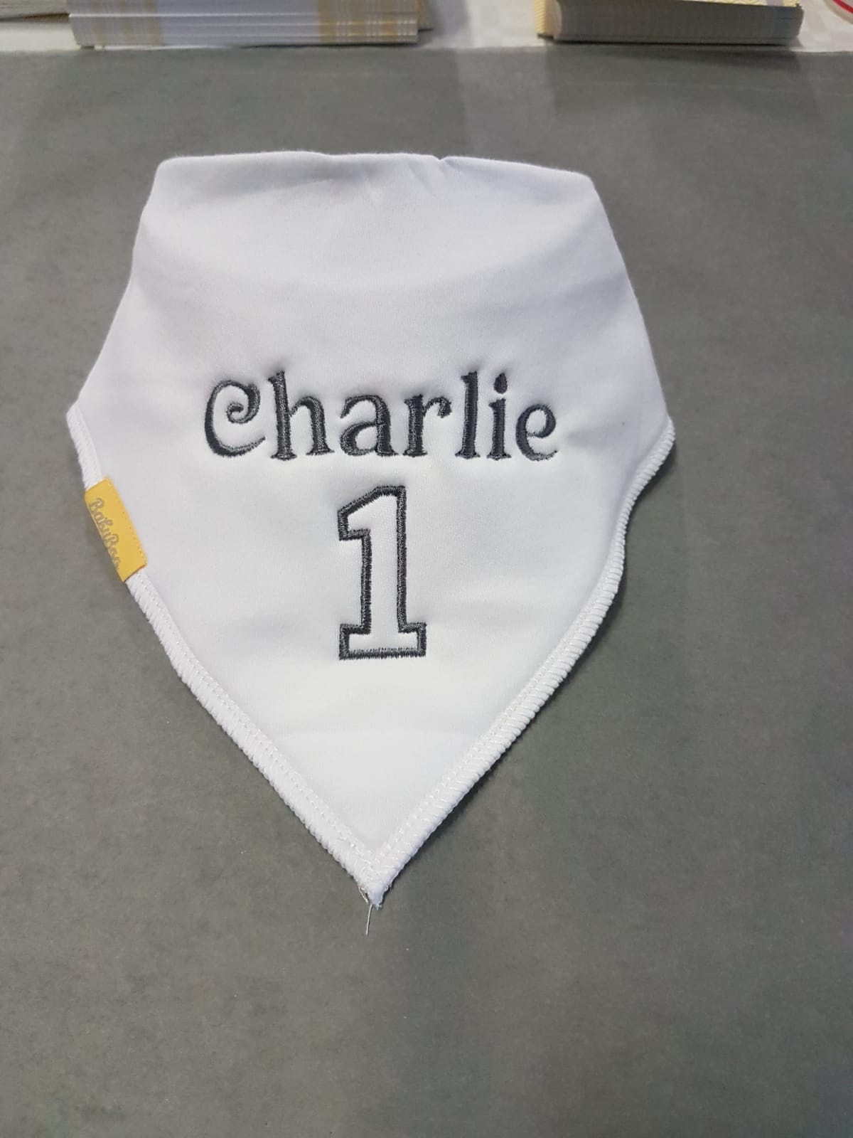 Birthday name/age organic cotton Dribbleboo bandana bib