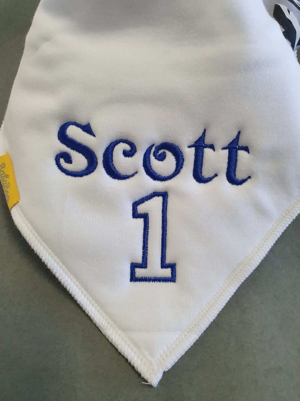 Birthday name/age organic cotton Dribbleboo bandana bib