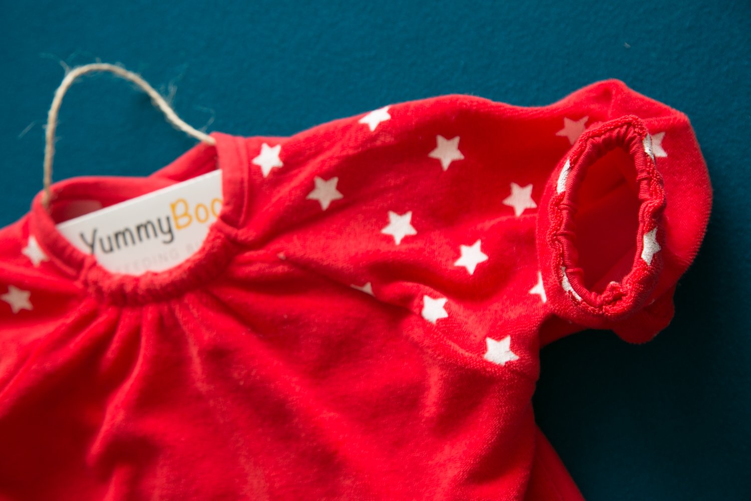 Red stars YummyBoo feeding bib