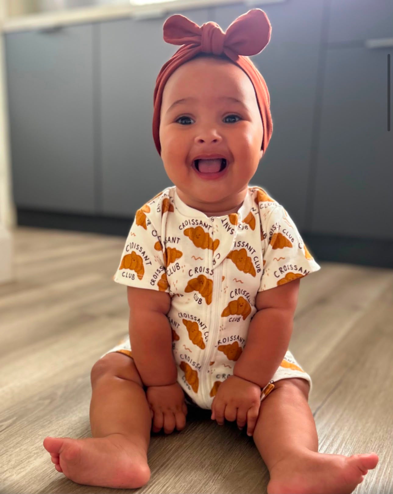 Croissant Club organic cotton ShortieBoo suit