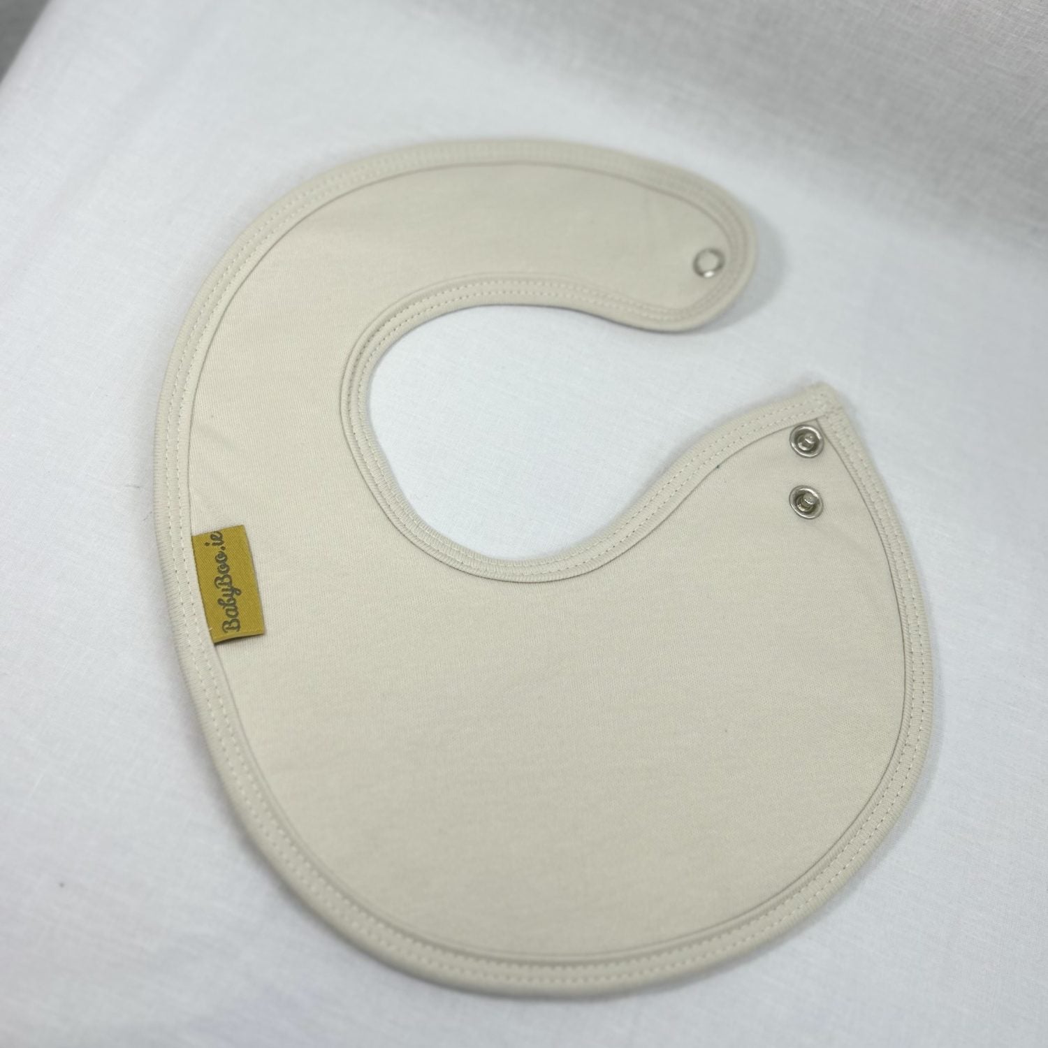 Heart Breaker organic cotton LittleBoo newborn bib