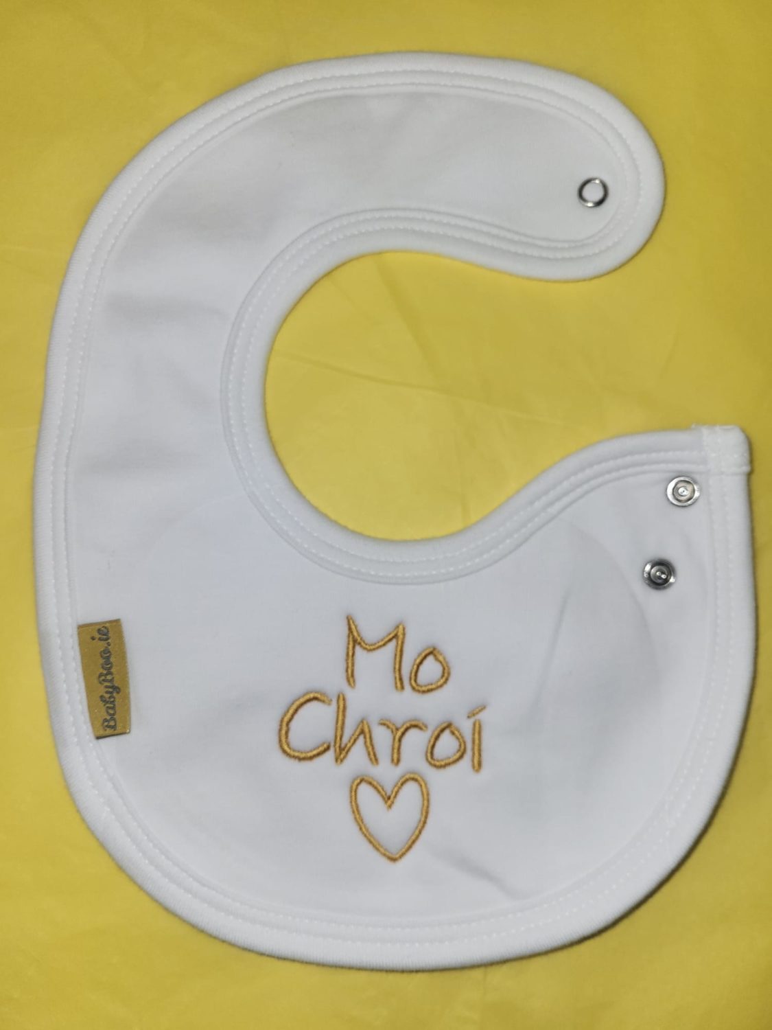 Mo Chroí organic cotton LittleBoo newborn bib