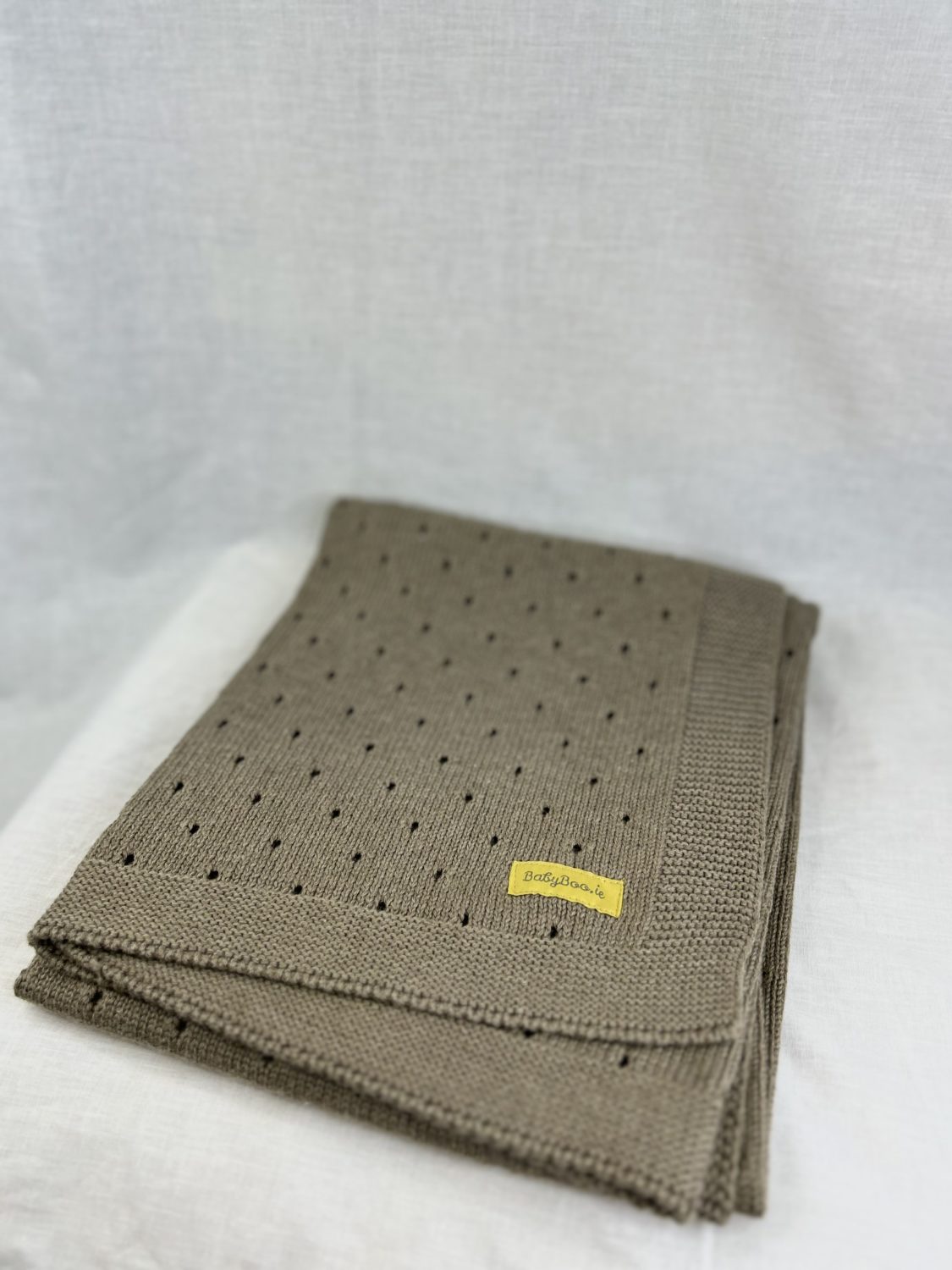 Organic cotton walnut brown cellular BlankieBoo