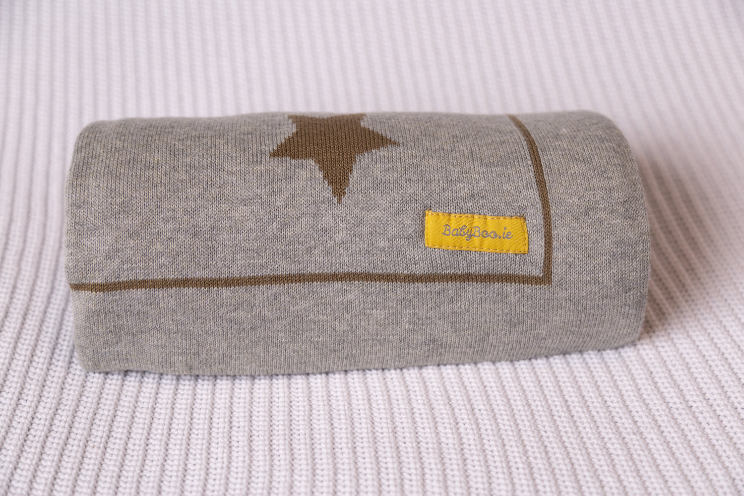 Organic cotton grey with khaki stars BlankieBoo