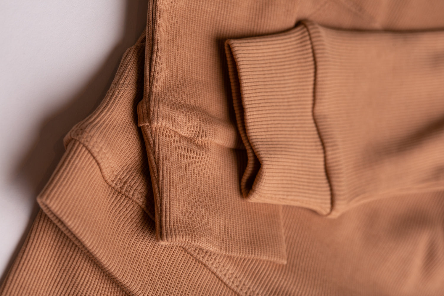 Caramel ribbed organic cotton loungewear set