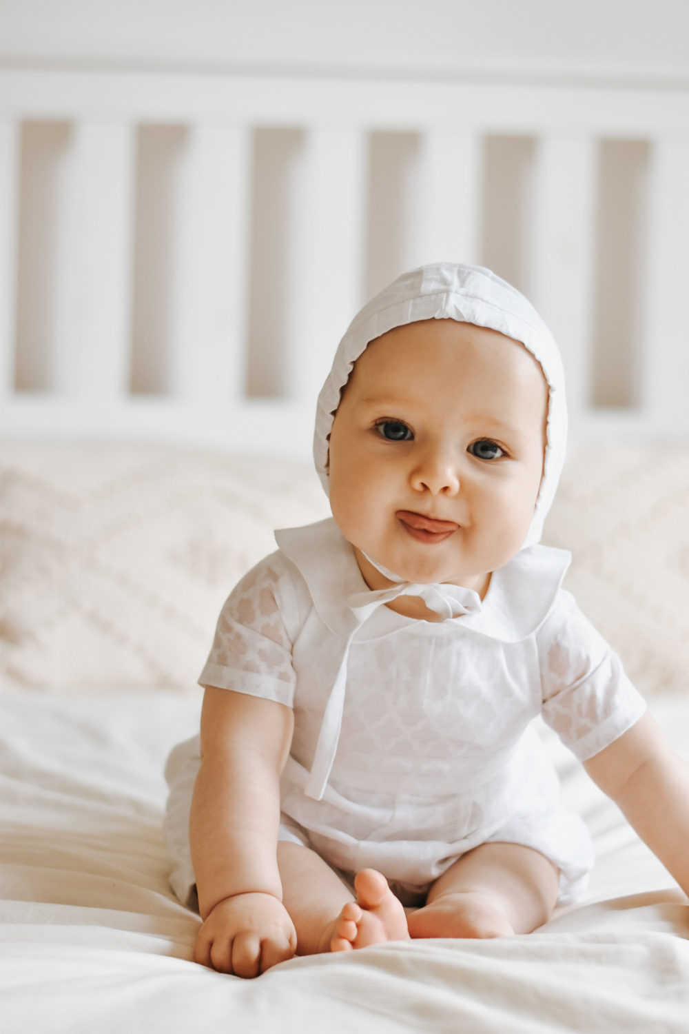Unisex lattice style bonnet - matches Éimear and Oisín