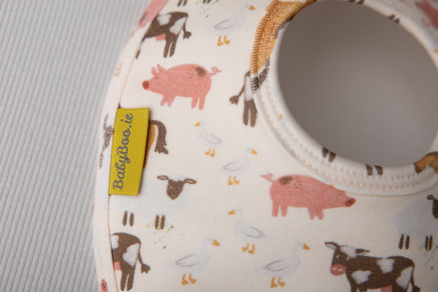 Cream Farm organic cotton LittleBoo baby bib