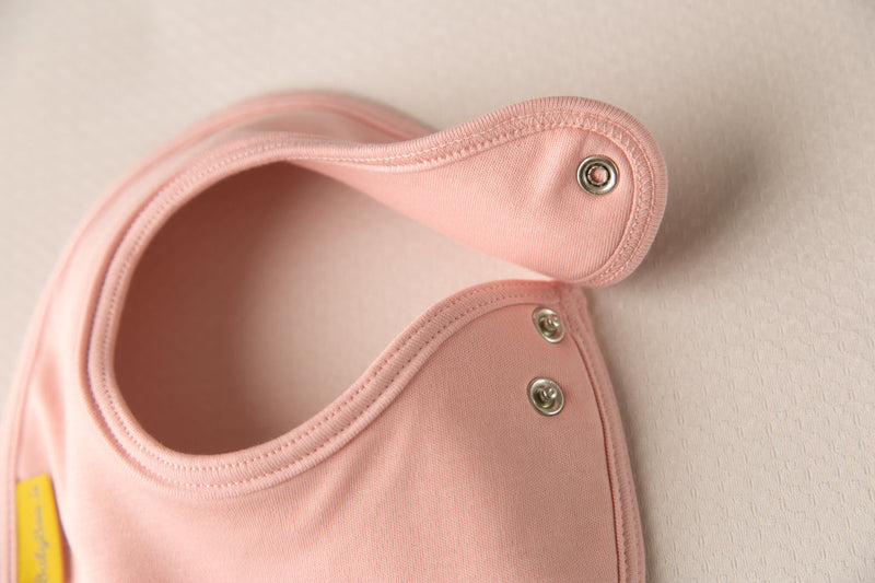 Letterman with bunny organic cotton LittleBoo newborn bib