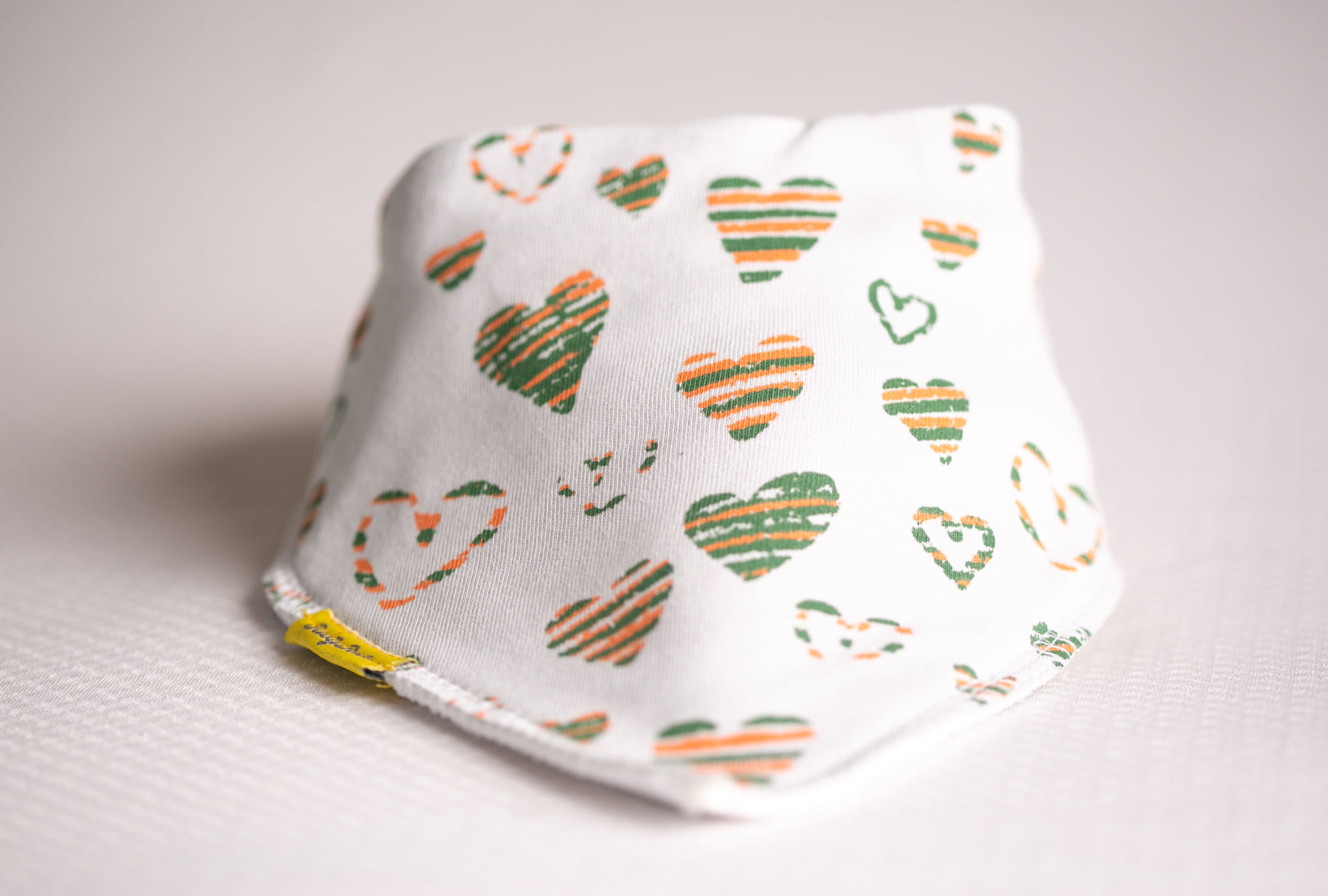 Grá d’Éirinn (grey) organic cotton DribbleBoo bandana bib