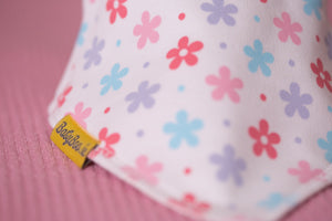 Lovely daisies organic cotton DribbleBoo bandana bib