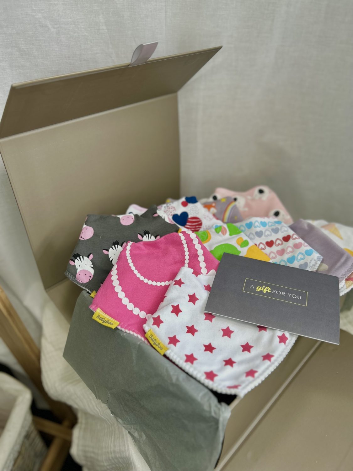 Top 10 twin bib luxury gift box