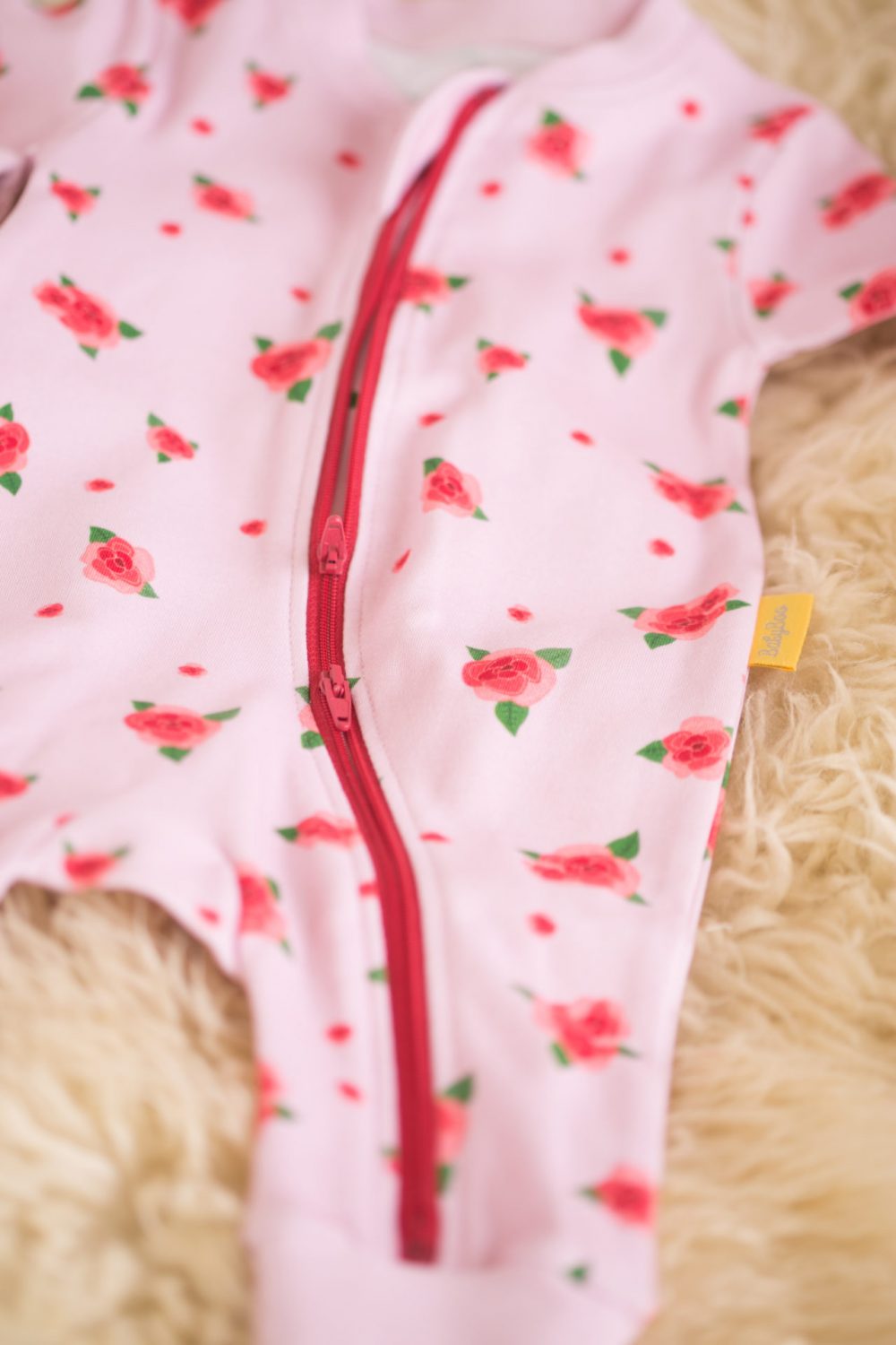 Roses organic cotton ZippyBoo suit