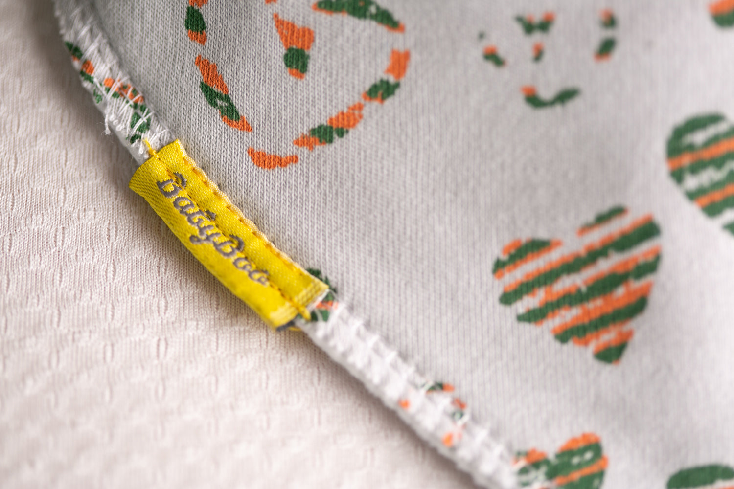 Grá d’Éirinn (grey) organic cotton DribbleBoo bandana bib