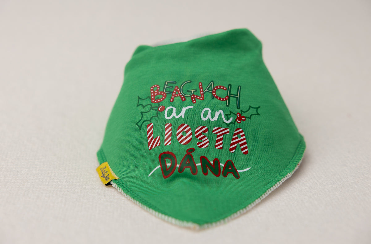 Líosta Dána organic cotton DribbleBoo bandana bib