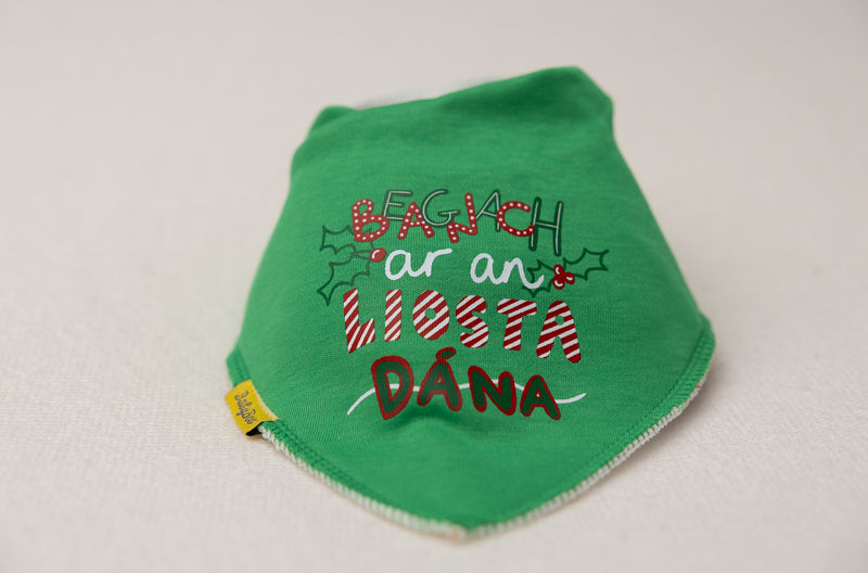 Líosta Dána organic cotton DribbleBoo bandana bib