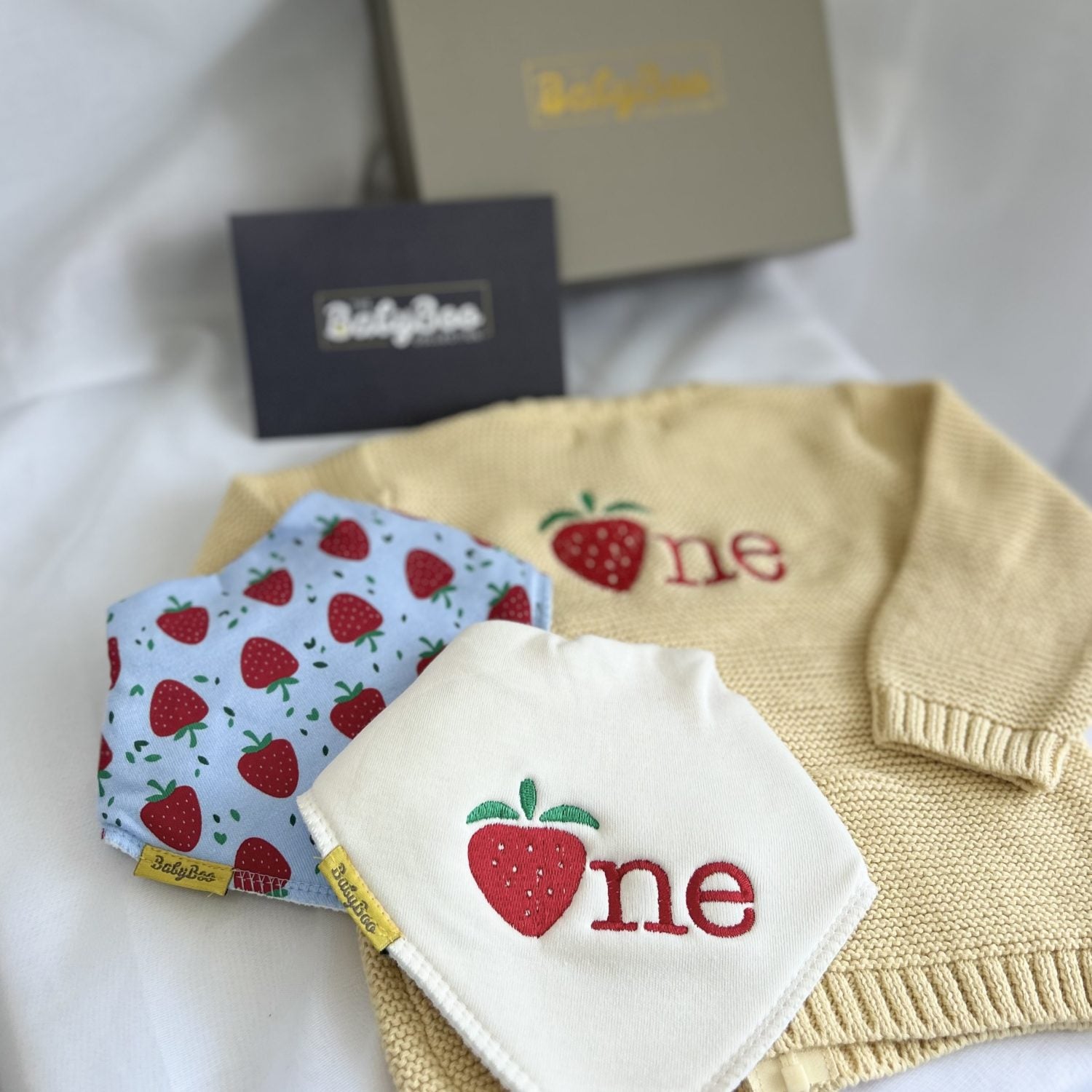 My Berry 1st birthday gift box