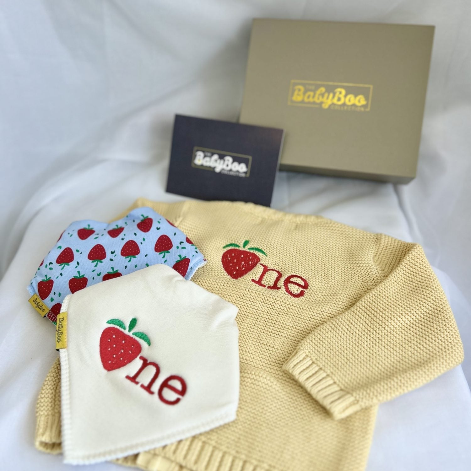 My Berry 1st birthday gift box