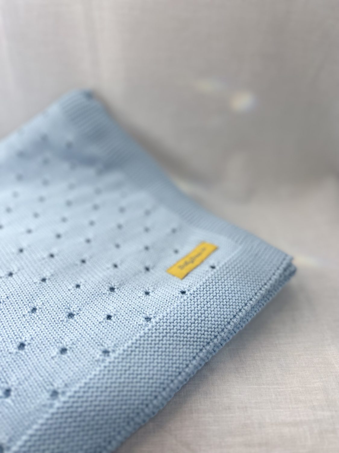 Organic cotton baby blue cellular BlankieBoo