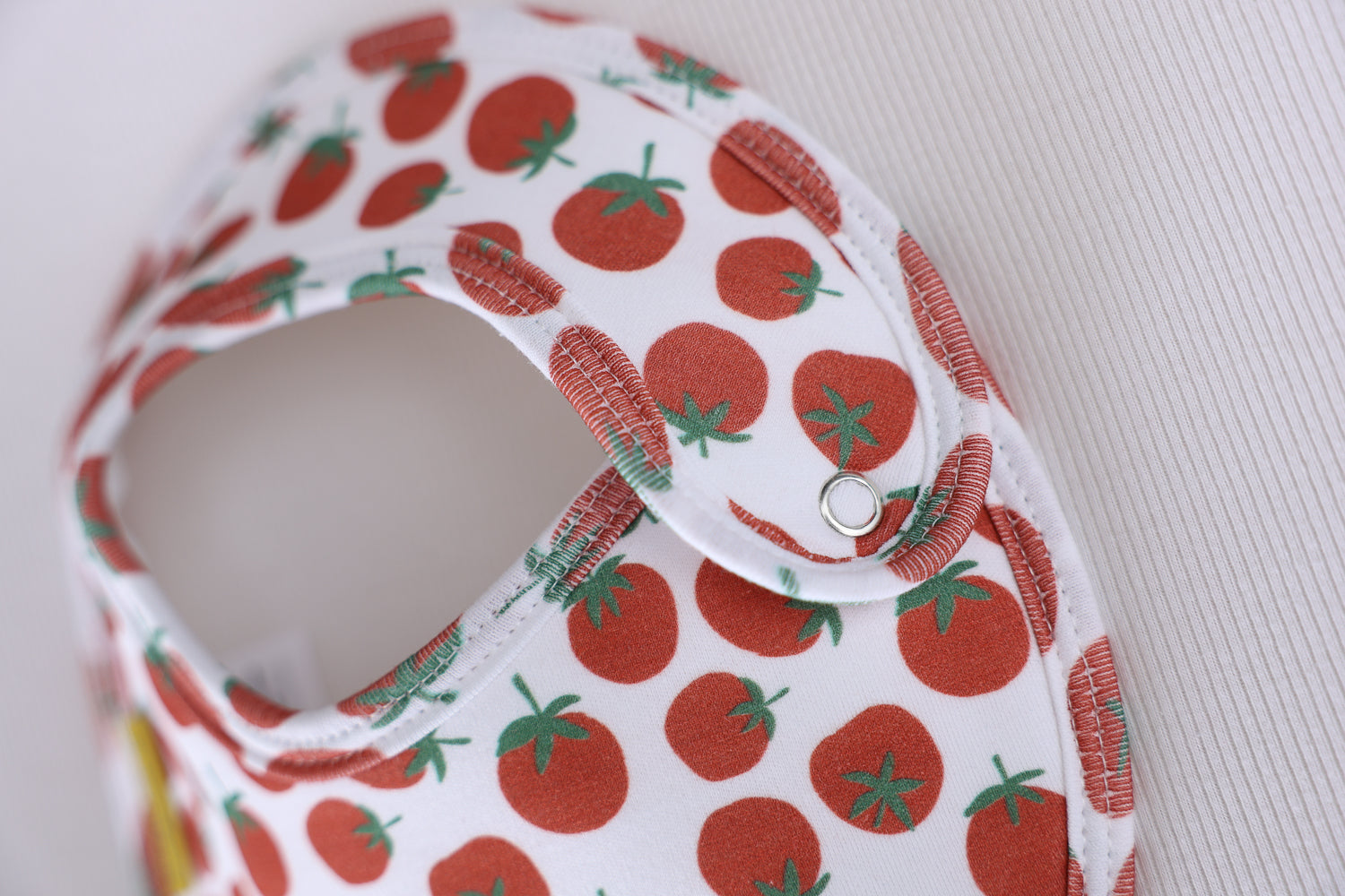 Tomatissima organic cotton LittleBoo baby bib
