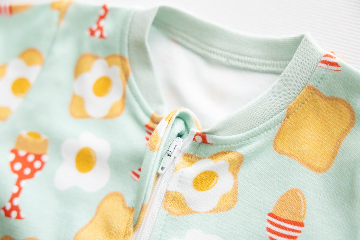 Dippy Eggs organic cotton ShortieBoo suit