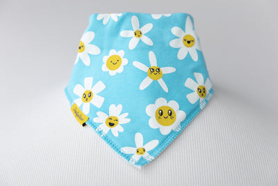 Happy Daisies organic cotton DribbleBoo bandana bib