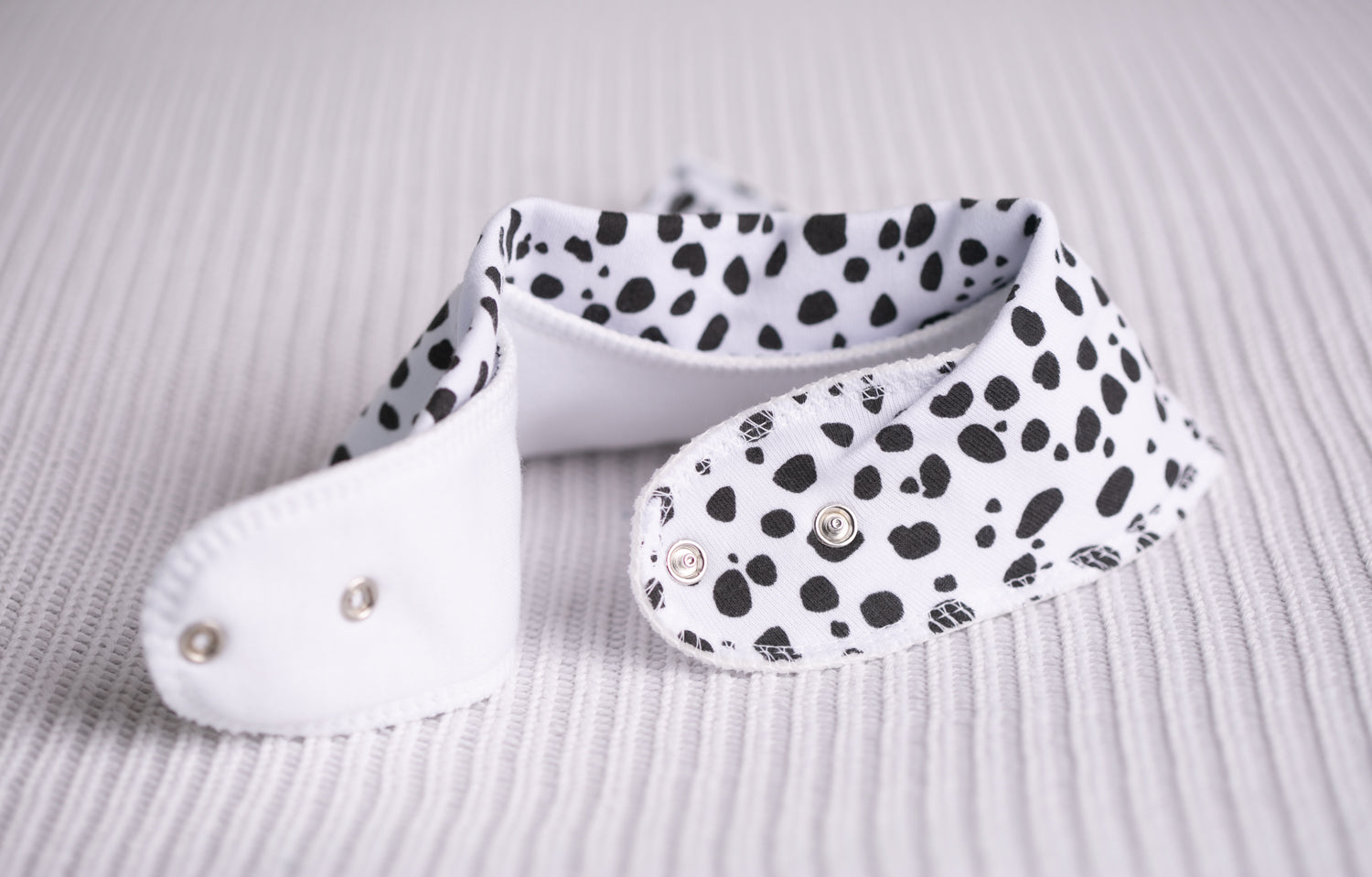 Cruella organic cotton DribbleBoo bandana bib