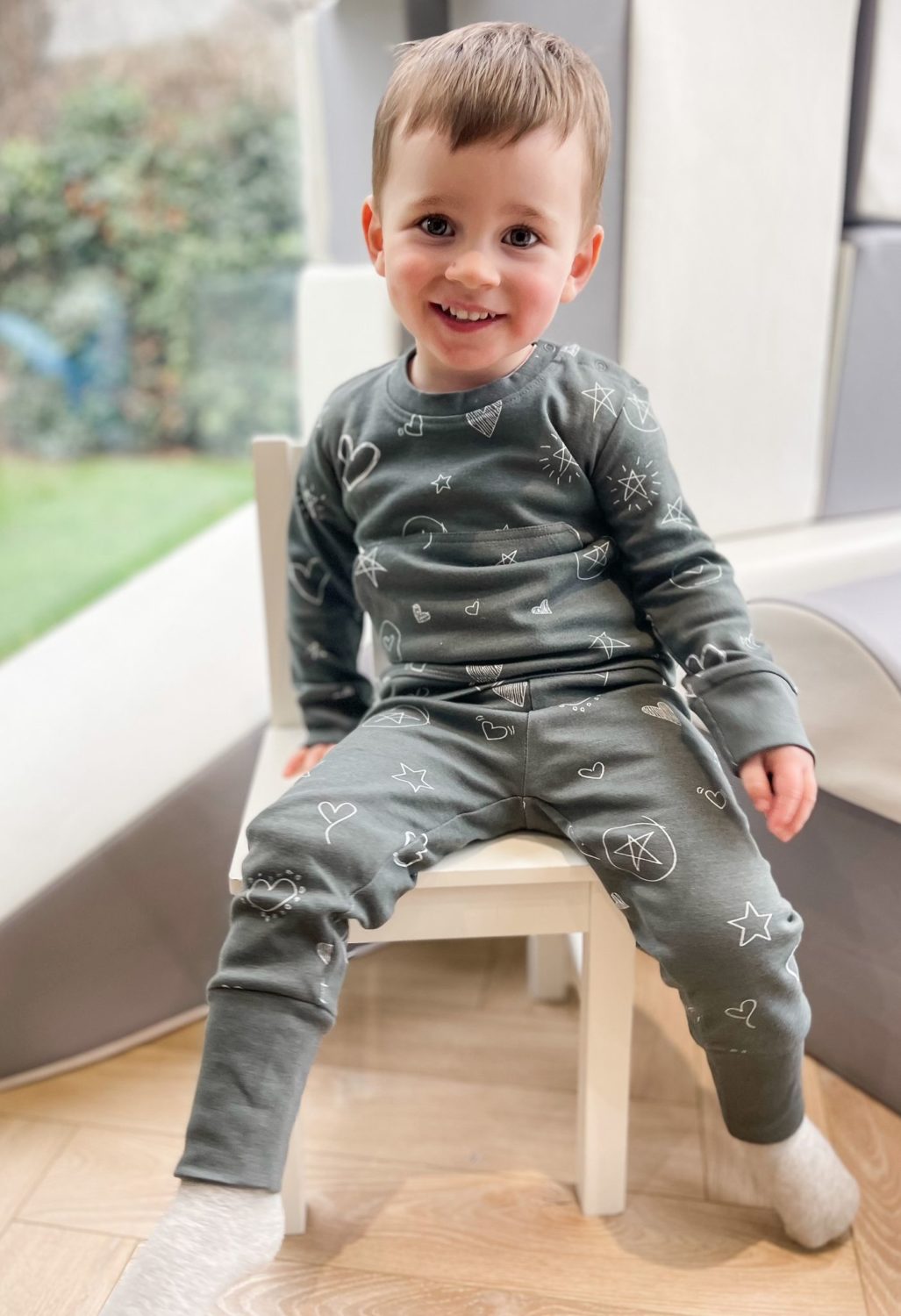 Grey doodling organic cotton loungewear set