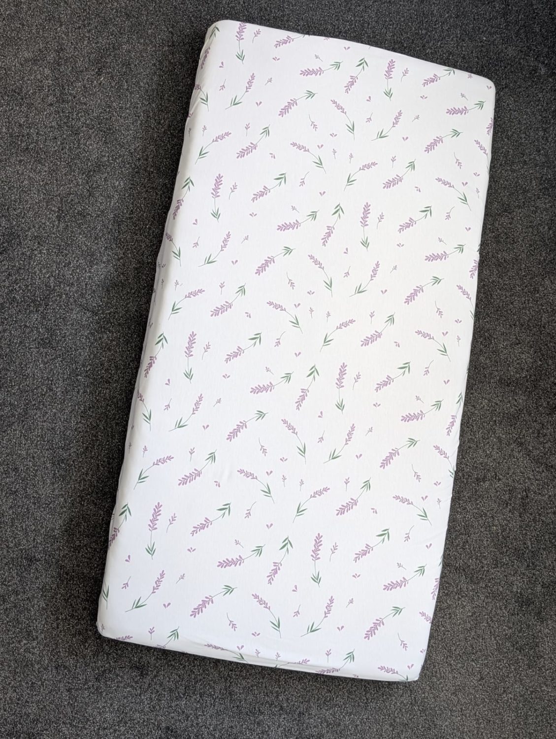 White Lavender organic cotton BeddyBoo fitted sheet